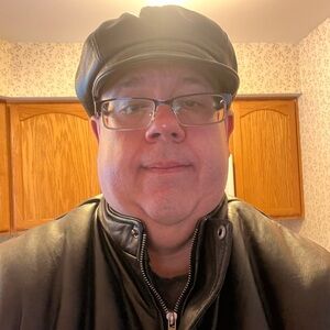 Purses & Bags Show March 15 at 6pm est